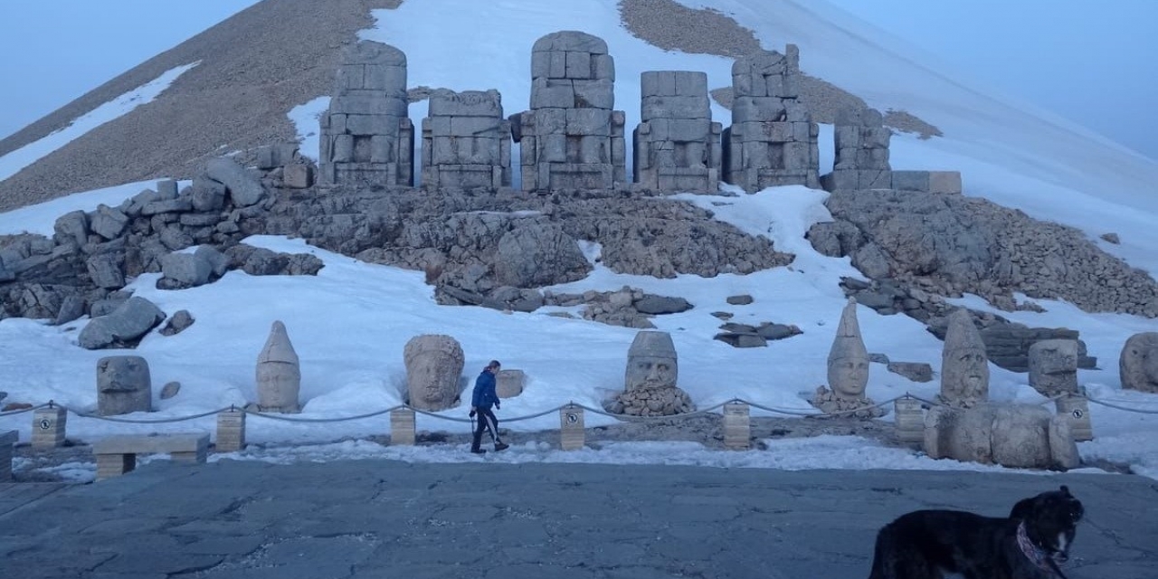 Yolu Açılan Nemrut Dağı İlk Turistleri Ağırladı