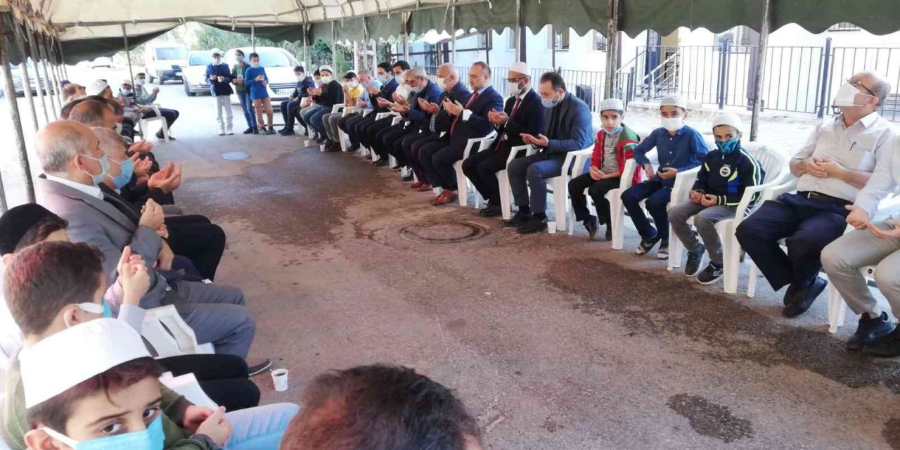 Kuran Kursu Öğrencileri Şehit İçin Hatim İndirdi
