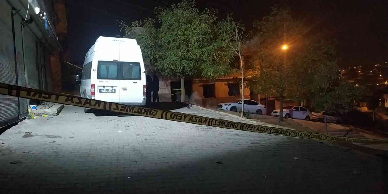 Komşu İki Aile Arasında Silahlı Kavga: 2’si Ağır 5 Yaralı