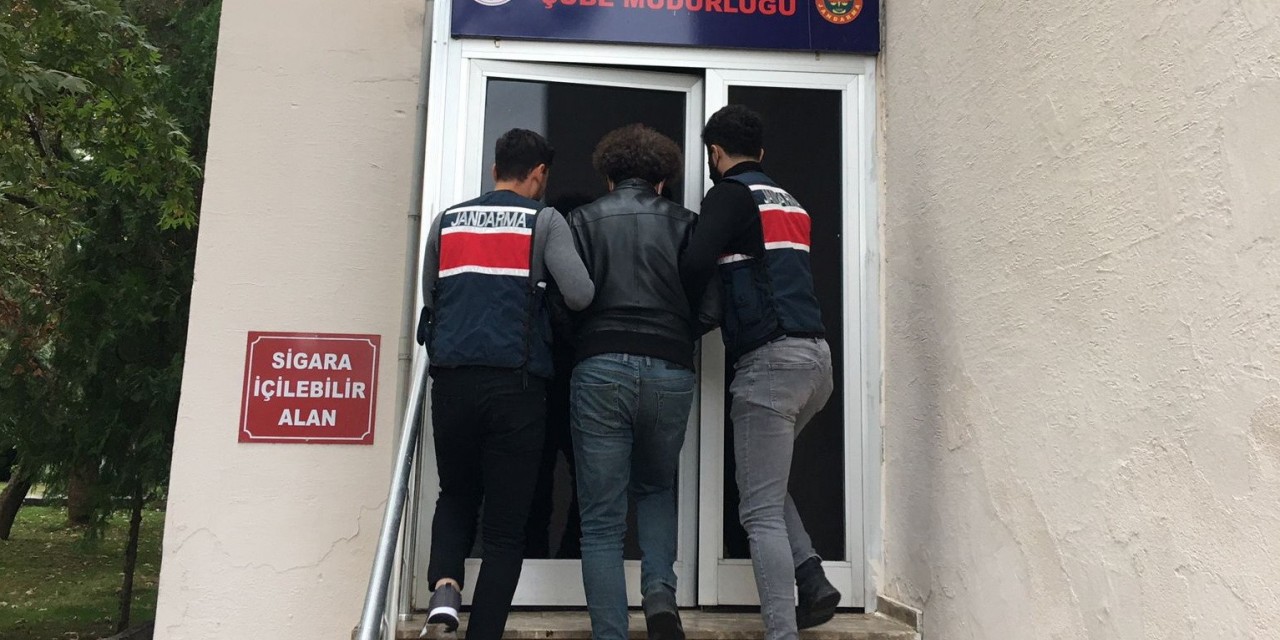 Hdp Milletvekilinin Danışmanı Gözaltına Alındı