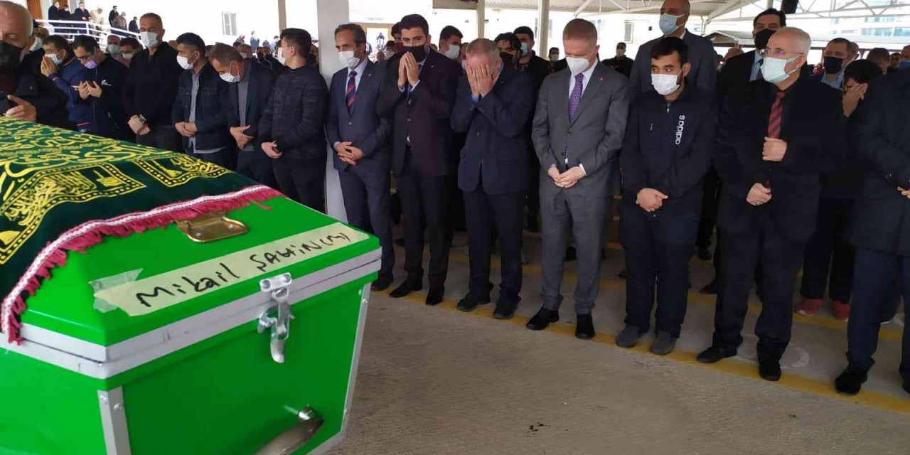 Gaziantepli Gazeteci, Hem Babasını Hem Kardeşini Koronadan Kaybetti