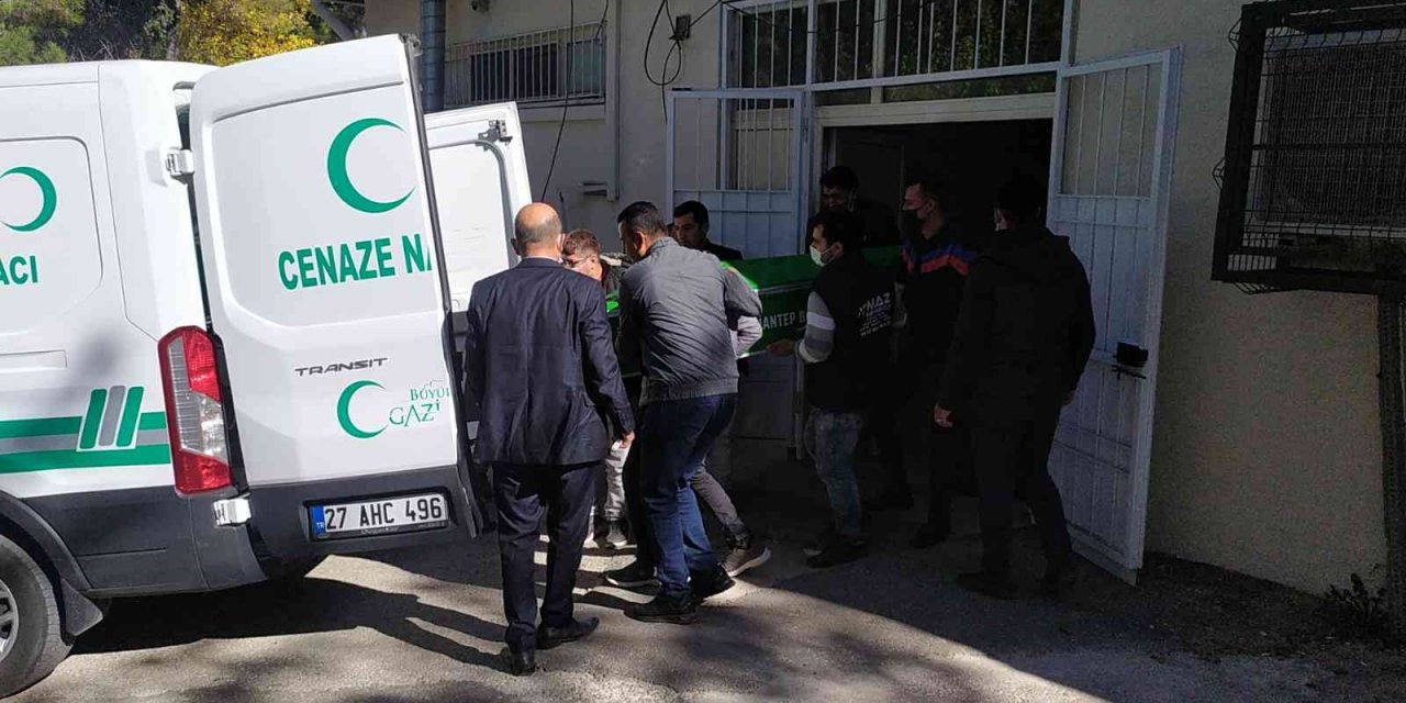 Otomobil İle Kafa Kafaya Çarpışan Motosiklet Sürücüsü Hayatını Kaybetti