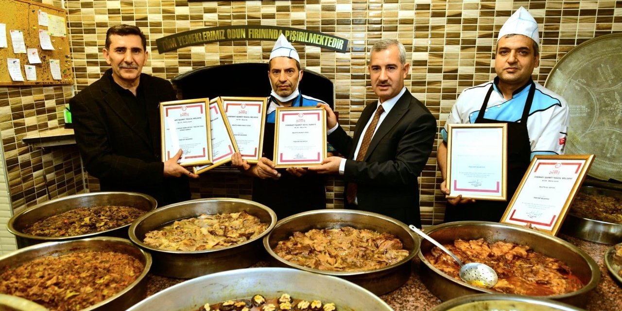 Coğrafi İşaret Tescil Belgeleri Esnafla Buluşuyor