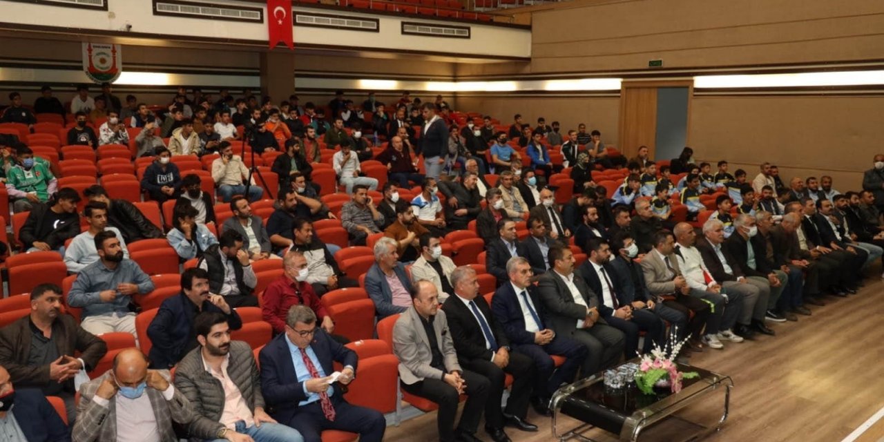 Şanlıurfa’da Amatör Spor Kulüplerine Destek