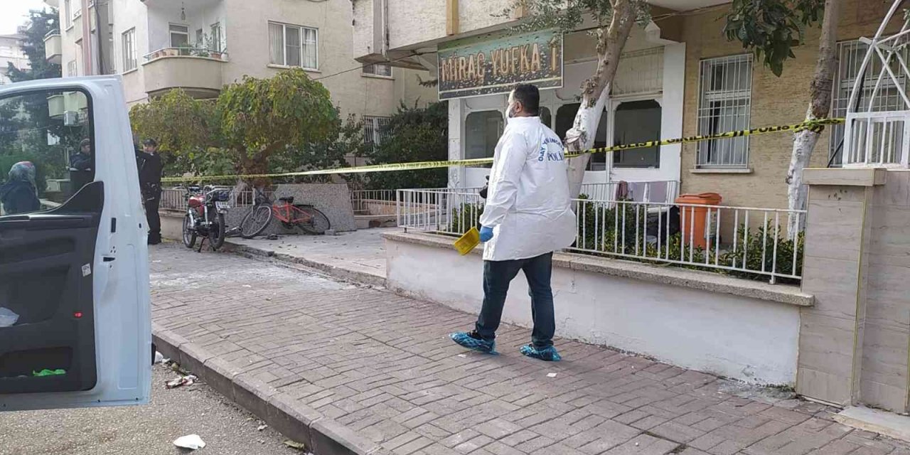 Yufkacı Esnafının Bıçaklı Kavgasında 1’i Ağır 3 Kişi Yaralandı
