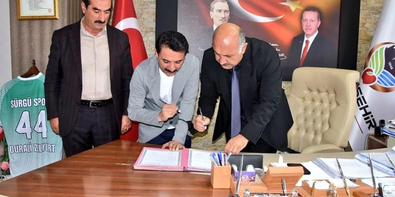 Sanatçı Latif Doğan’dan Doğanşehir’e Taziye Evi