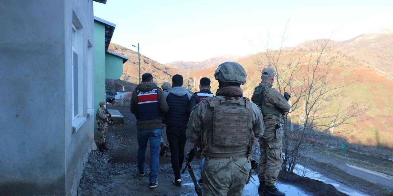 Adıyaman’da 61 Kişi Terör Suçundan Hakim Karşısına Çıktı