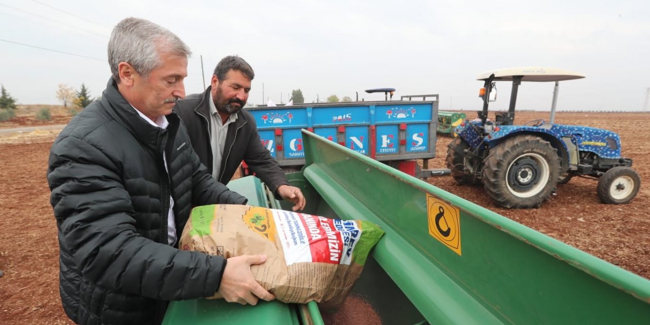 Şahinbey’de Çiftçilere Tohum Ve Gübre Desteği
