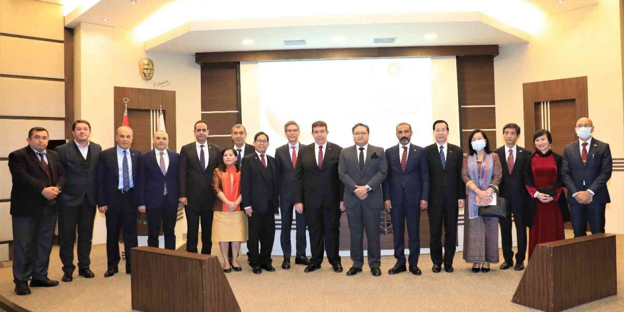 Güneydoğu Asya Pazarı 6 Büyükelçi İle Konuşuldu