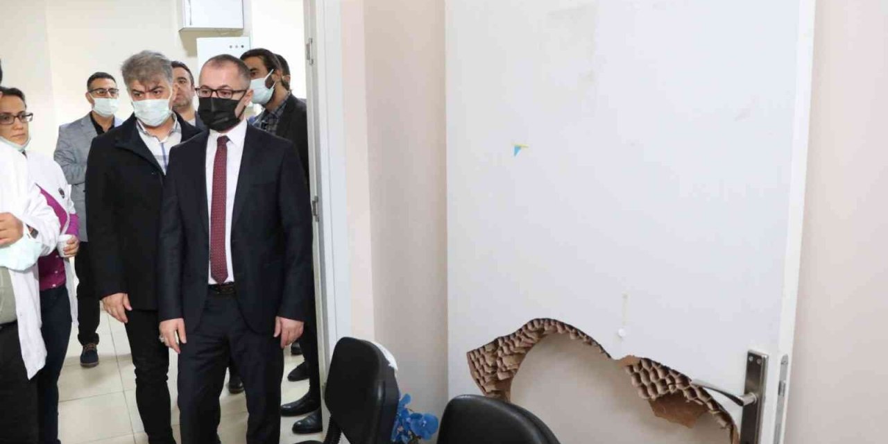 Kaymakam Koç’tan Saldırıya Uğrayan Dr. Tanelçi’ye Ziyaret