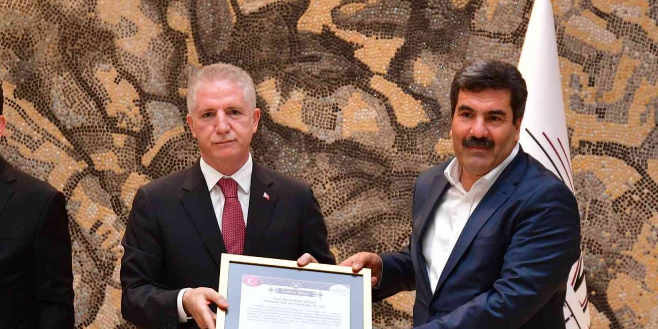 Özkaplan Halı’dan Okul Projesine Destek