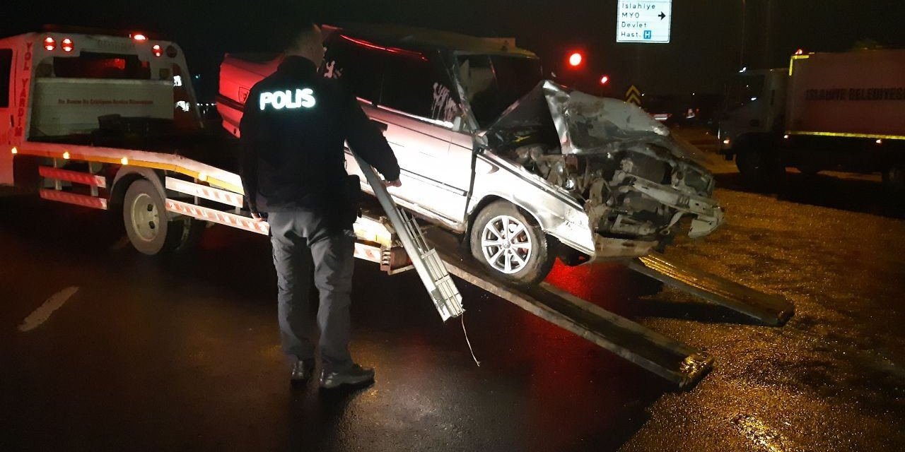Kucağında Yaralı Bebek İle Yoldan Geçenlerden Yardım İstedi