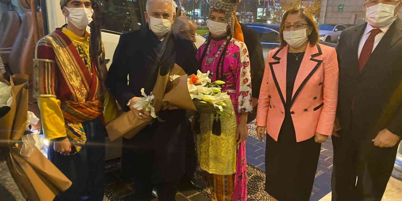 Binali Yıldırım Ve İsmet Yılmaz’ın Gaziantep Temasları