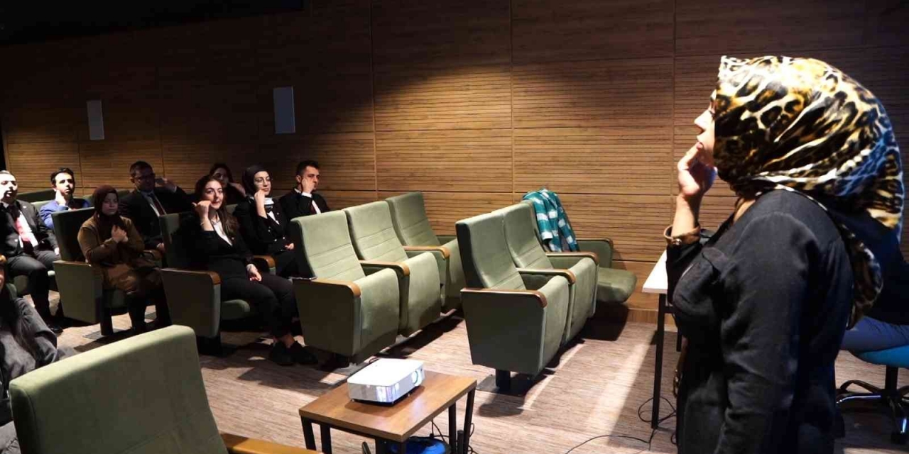 Panorama Müzesi Çalışanlarına İşaret Dili Eğitimi