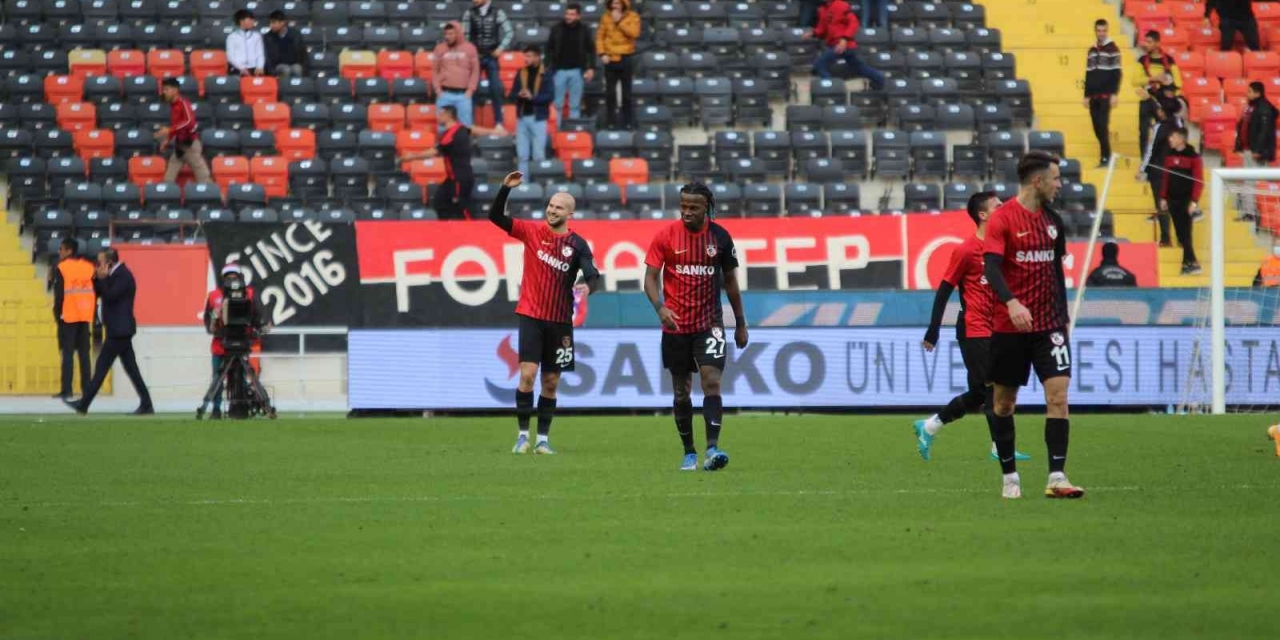 Spor Toto Süper Lig: Gaziantep Fk: 3 - Fatih Karagümrük: 1 (maç Sonucu)