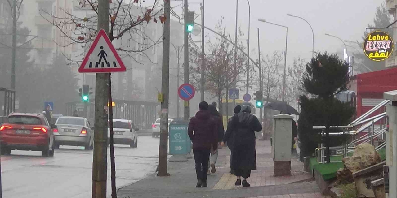 Gaziantep’te Sis Hayatı Olumsuz Etkiledi
