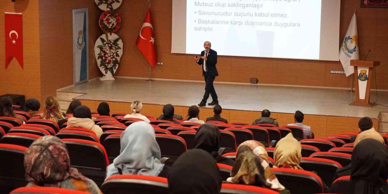Haliliye’de Anne Ve Babalara Seminer