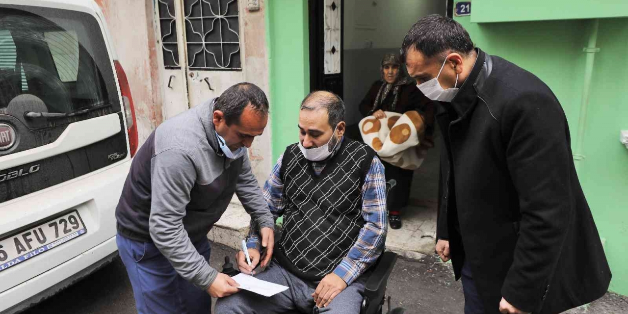 Akülü Sandalyesi Çalındı, Belediye Tekrardan Hediye Etti