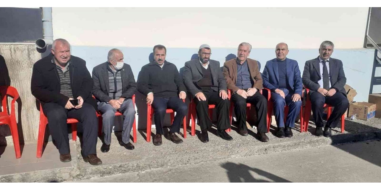 Silvan’da Kan Davalı İki Aile Arasındaki Husumet Barış Yemeğiyle Son Buldu