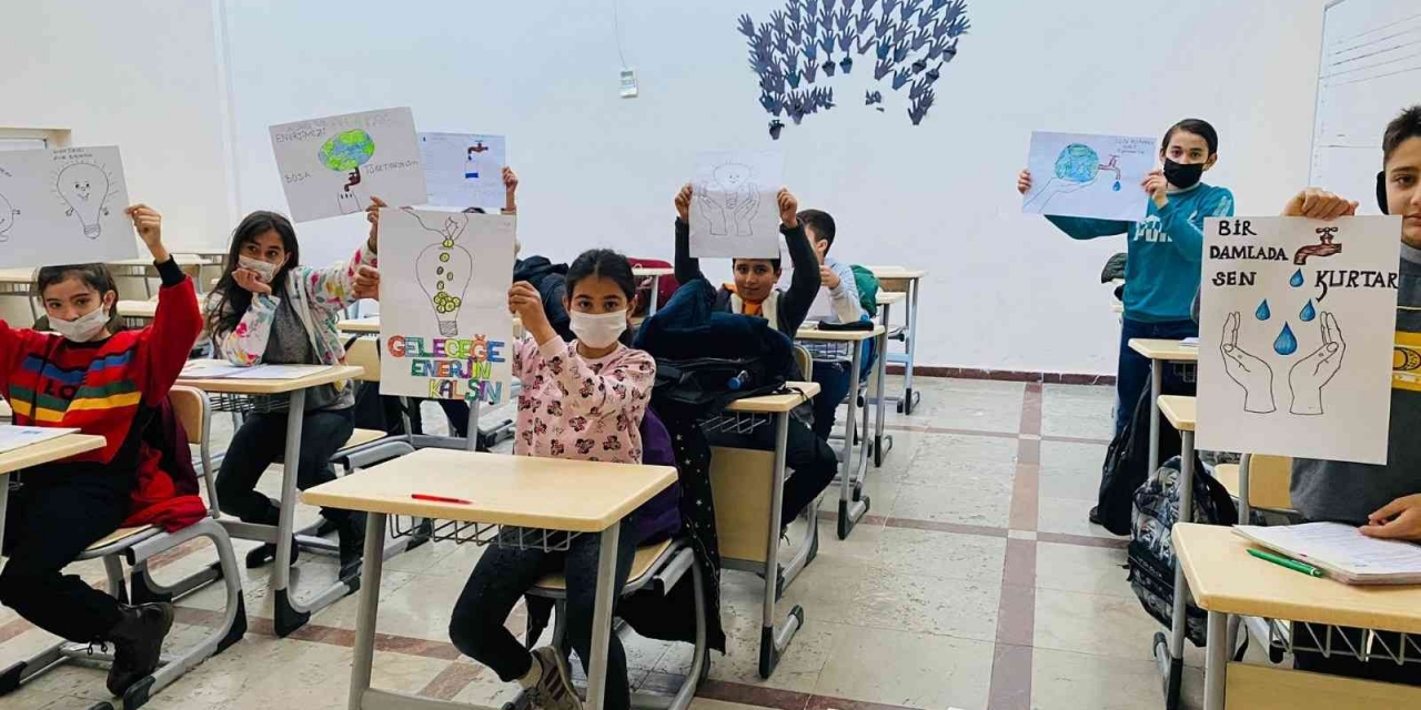 ’uyanış Gençlik’ Enerji Tasarrufu Haftasını Kutladı