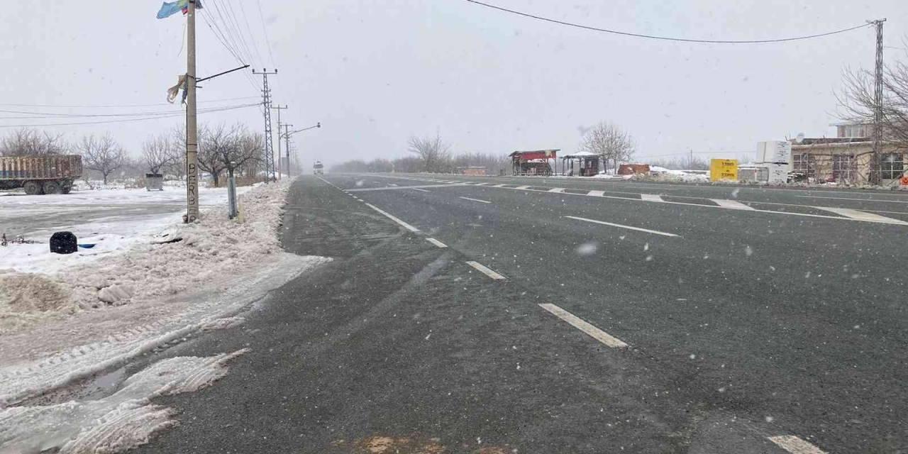 Malatya-elazığ Karayolunda Ulaşım Kontrollü Sağlanıyor