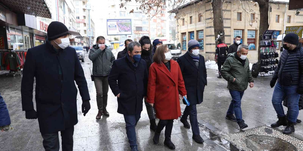 Şahin Gaziler Caddesi’nde İncelemelerde Bulundu
