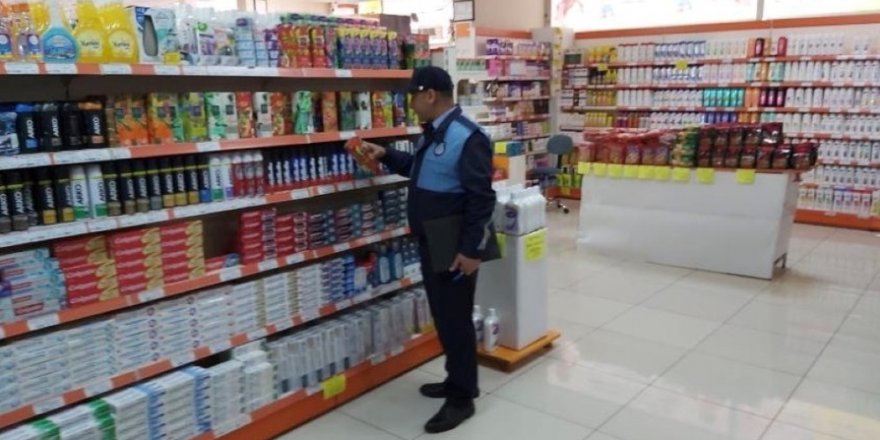 Zabıta Ekipleri Fırsatçılara Göz Açtırmıyor