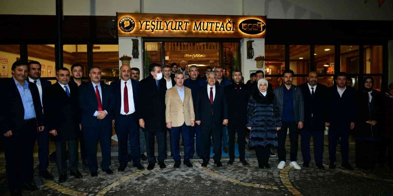 Ak Partili Demiröz, Tarihi Yeşilyurt Konaklarını İnceledi