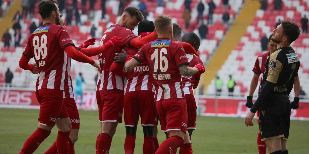 Yeni Malatyaspor Ligin Dibine Demir Attı