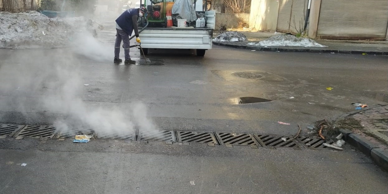 Gaziantep’te Haşere İle Mücadele Devam Ediyor