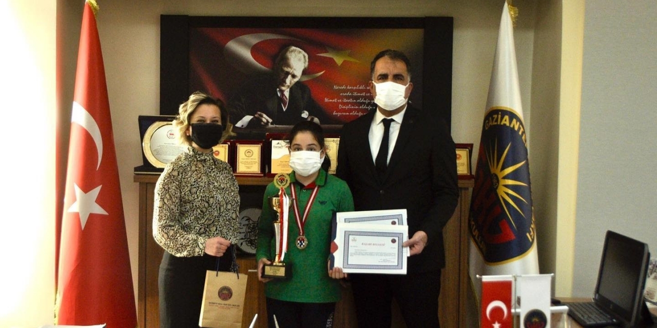 Gkv’li Beren Kalyoncu Satrançta Türkiye İkincisi
