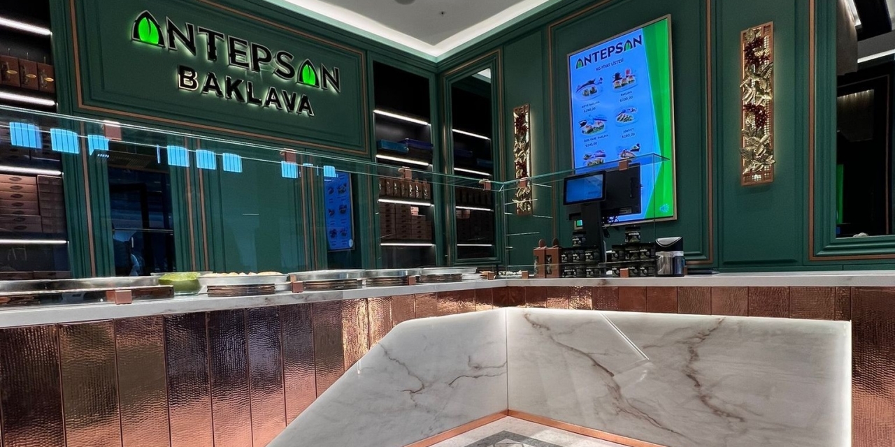 İstanbul Galataport'taki Tek Gaziantepli Firma Antepsan Baklava