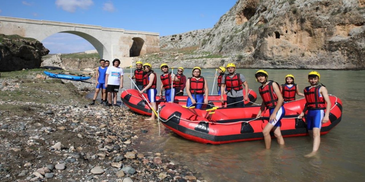 1800 Yılık Köprünün Altında Rafting Sporu