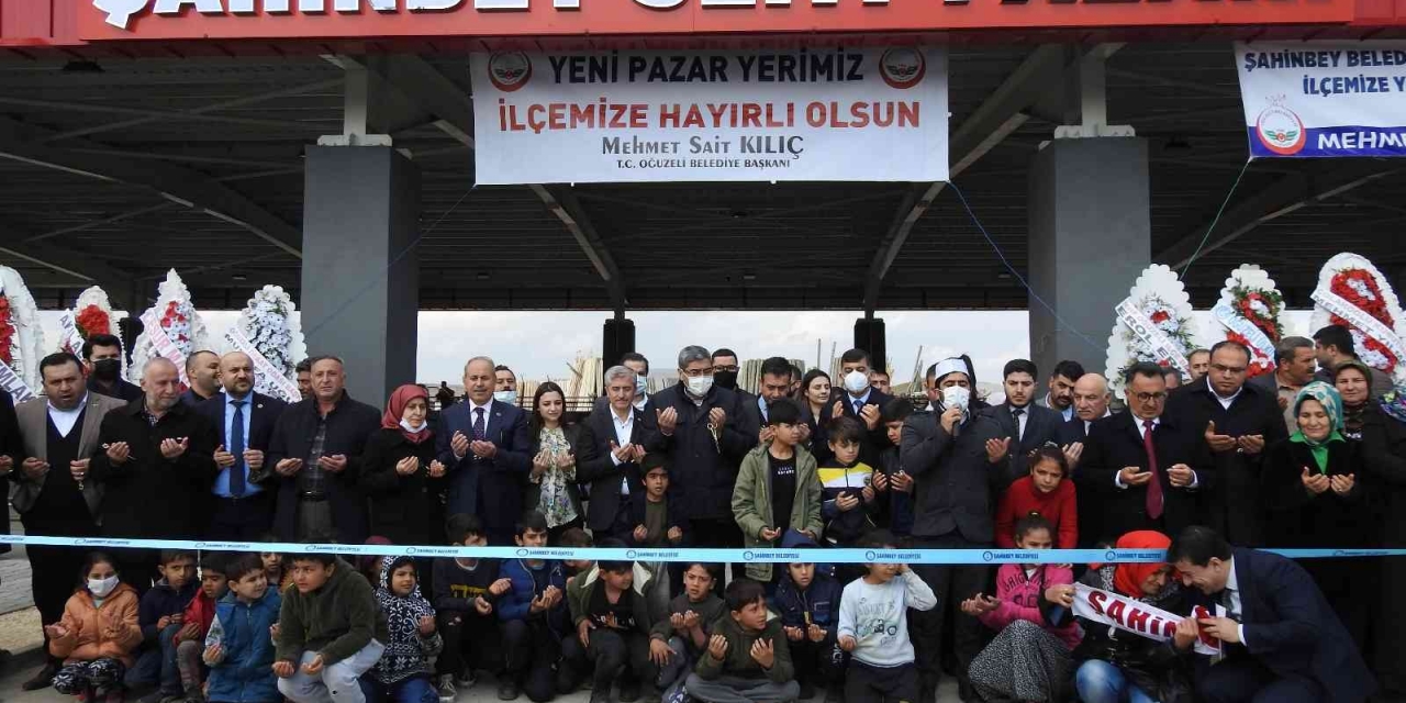 Oğuzeli Semt Pazarı Törenle Hizmete Açıldı