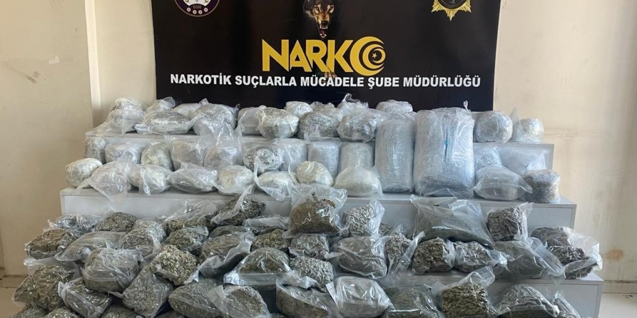 Gaziantep’te 59 Kilo Skunk Maddesi Ele Geçirildi