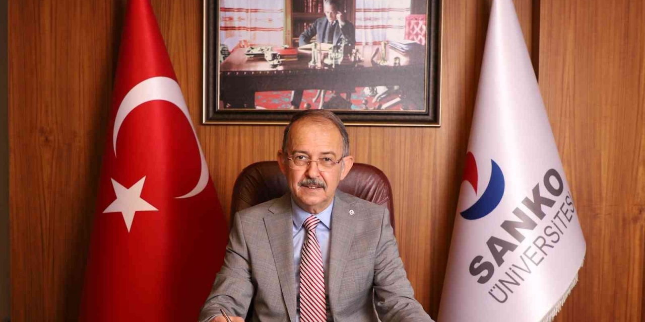 Sanko Üniversitesi Rektörü Prof. Dr. Dağlı’dan İstiklal Marşı Mesajı