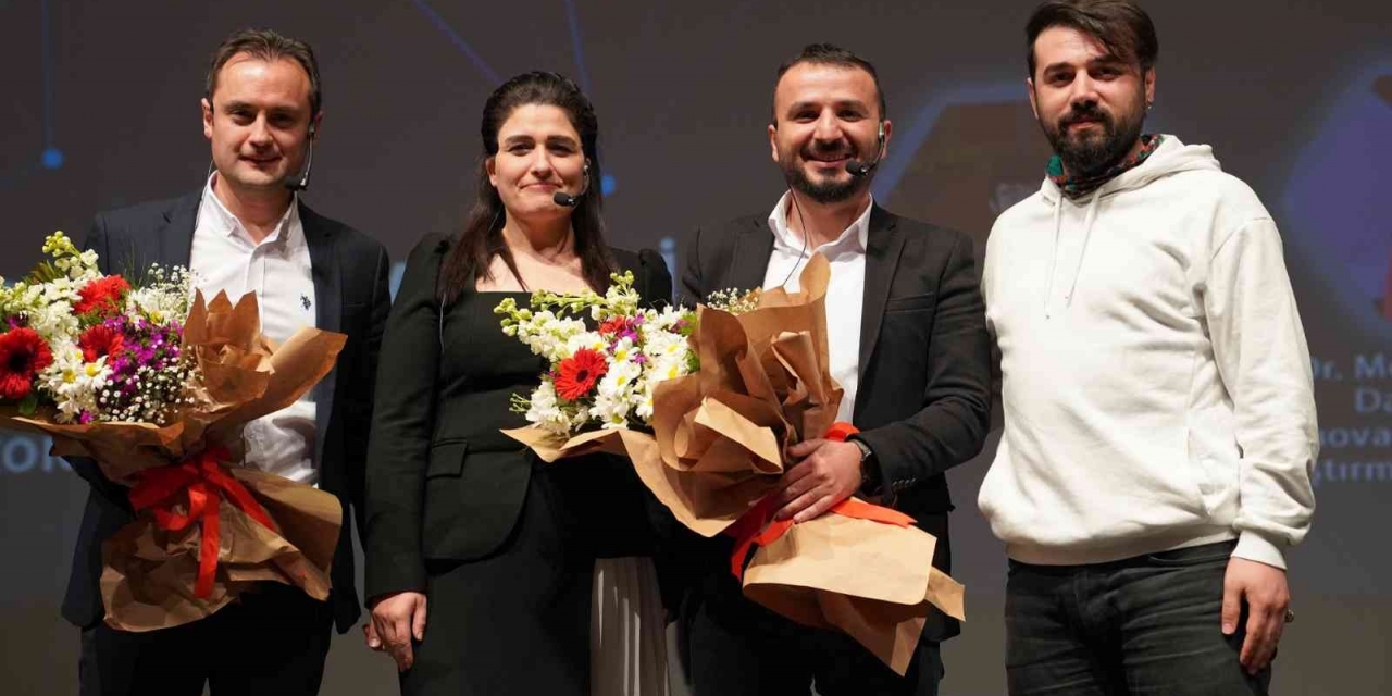 Gaziantep’te Metaverse Evreni Anlatıldı
