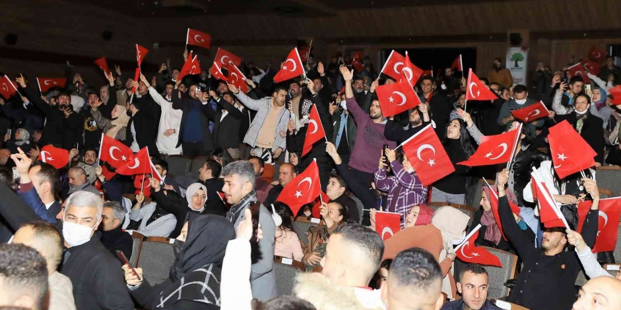 Ali Kınık Konseri Büyük İlgi Gördü