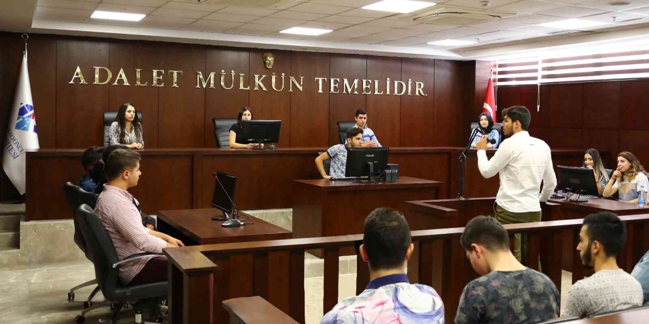 Cumhuriyet Savcısı Mezun Olduğu Hkü’de Tecrübelerini Anlattı
