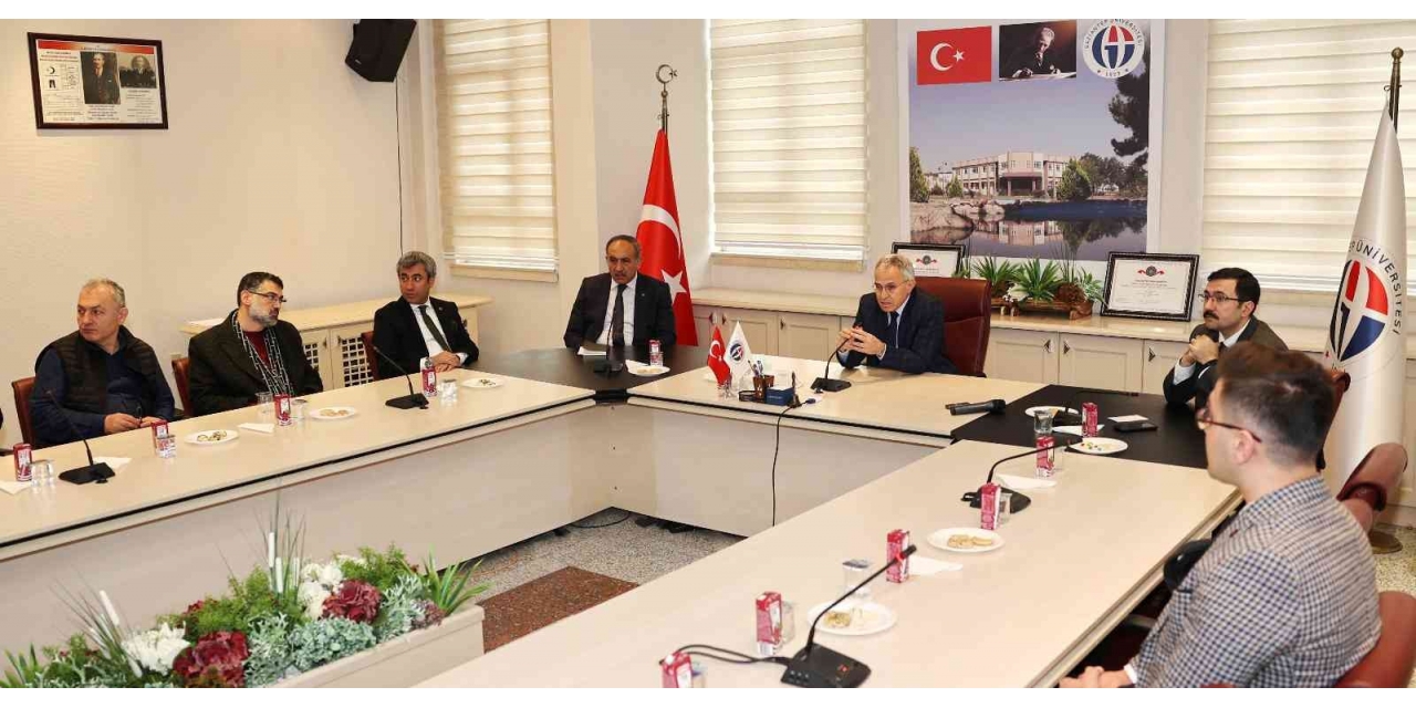 Gaün Rektörü Prof. Dr. Özaydın Şehit Yakınları Ve Gazilerle Buluştu