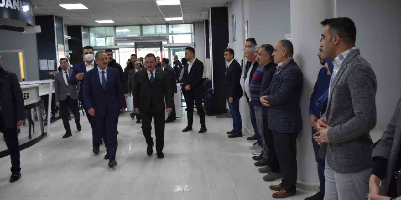 Ak Parti, Myk’da Alınan Karar Sonrası Belediye Ziyaretlerine Başladı