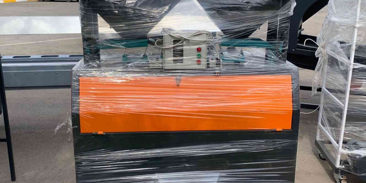 Diyarbakırlı Çiftçilere Makine Desteği