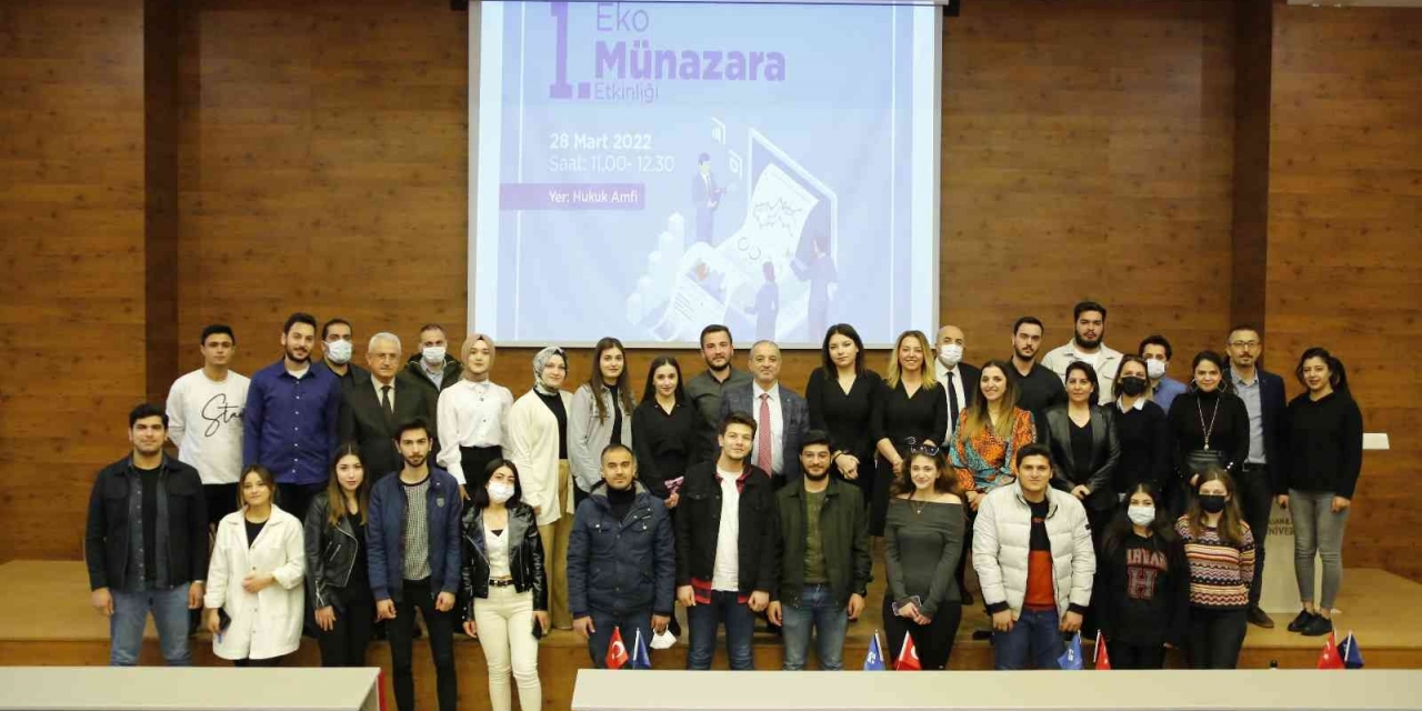 Hkü Öğrencileri Öğrenme Becerilerini Münazaralarla Geliştiriyor