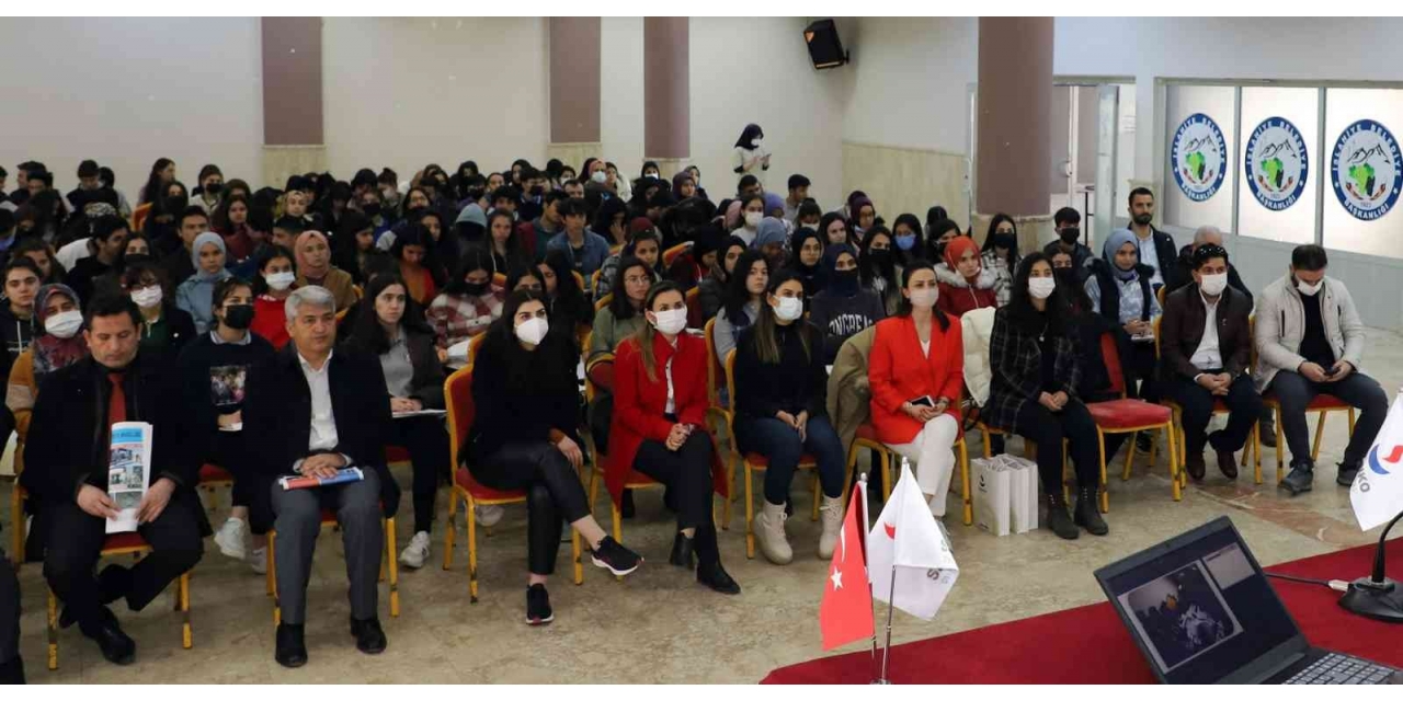 Sanko Üniversitesi Akademisyenleri Aday Öğrencilerle Buluştu