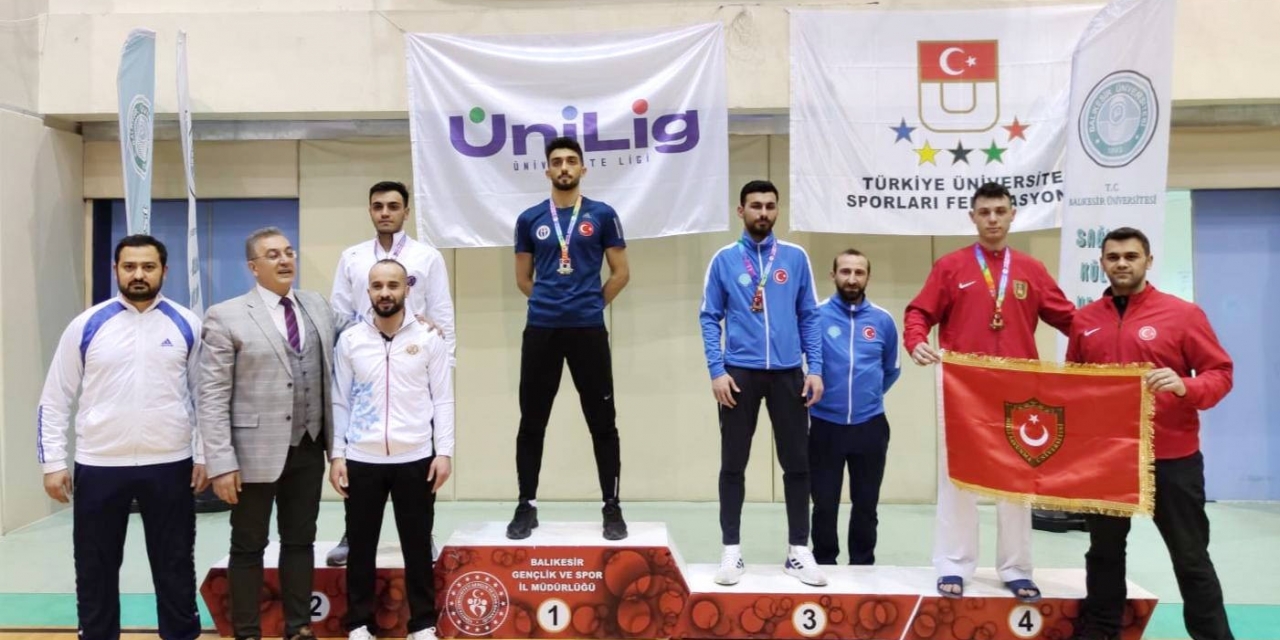 Gaün Öğrencisi Ünilig Şampiyonu Oldu