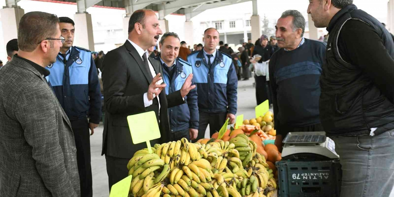 Araban’ın İlk Kapalı Semt Pazarı Hizmete Girdi