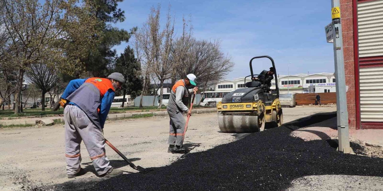 Şehitkamil’de Yoğun Asfalt Mesaisi