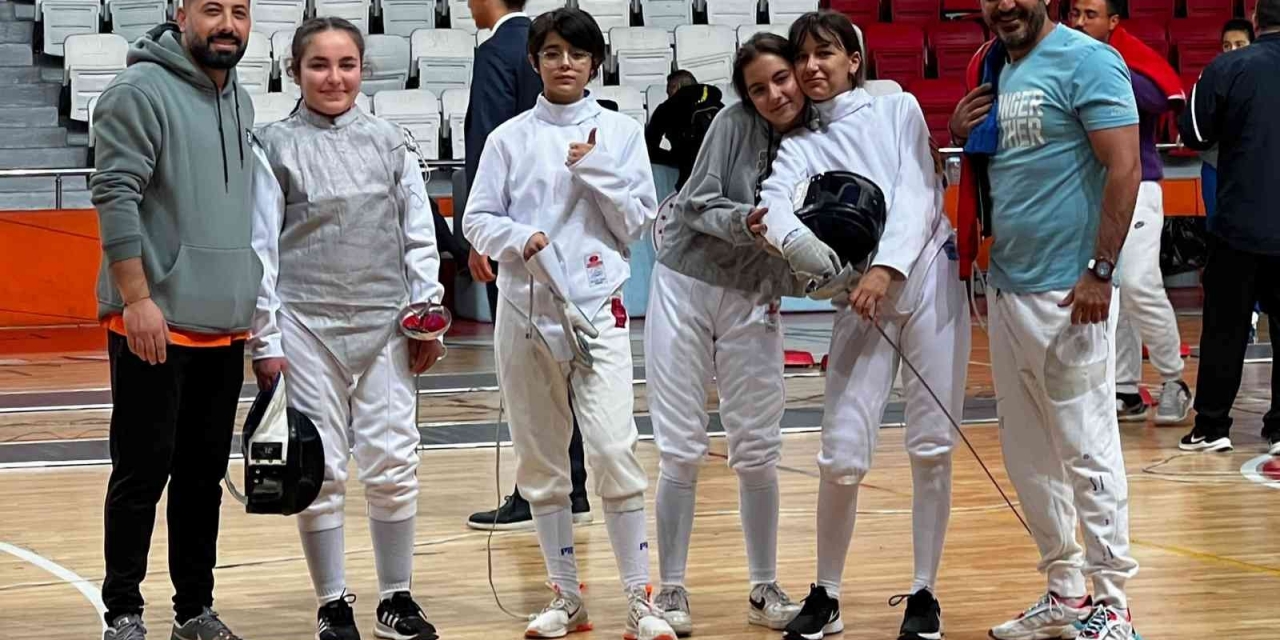 Sanko Okulları Öğrencisi Eskrimde Türkiye 5’incisi Oldu