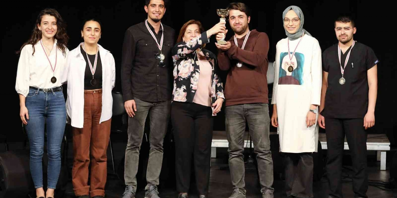Gaün’de 14 Mart Tıp Bayramı Turnuvası