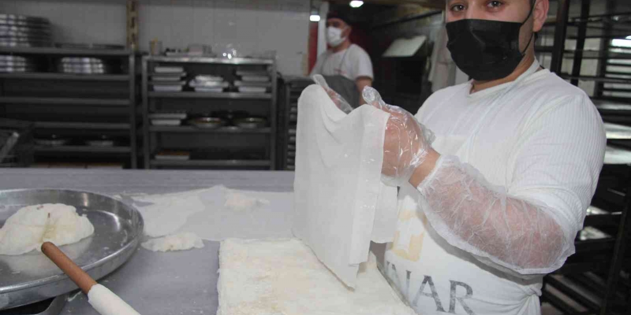 Baklavacıların Ramazan Mesaisi Sürüyor